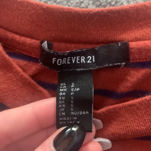 Red Stripped Crop Top - Picture 2 of 2